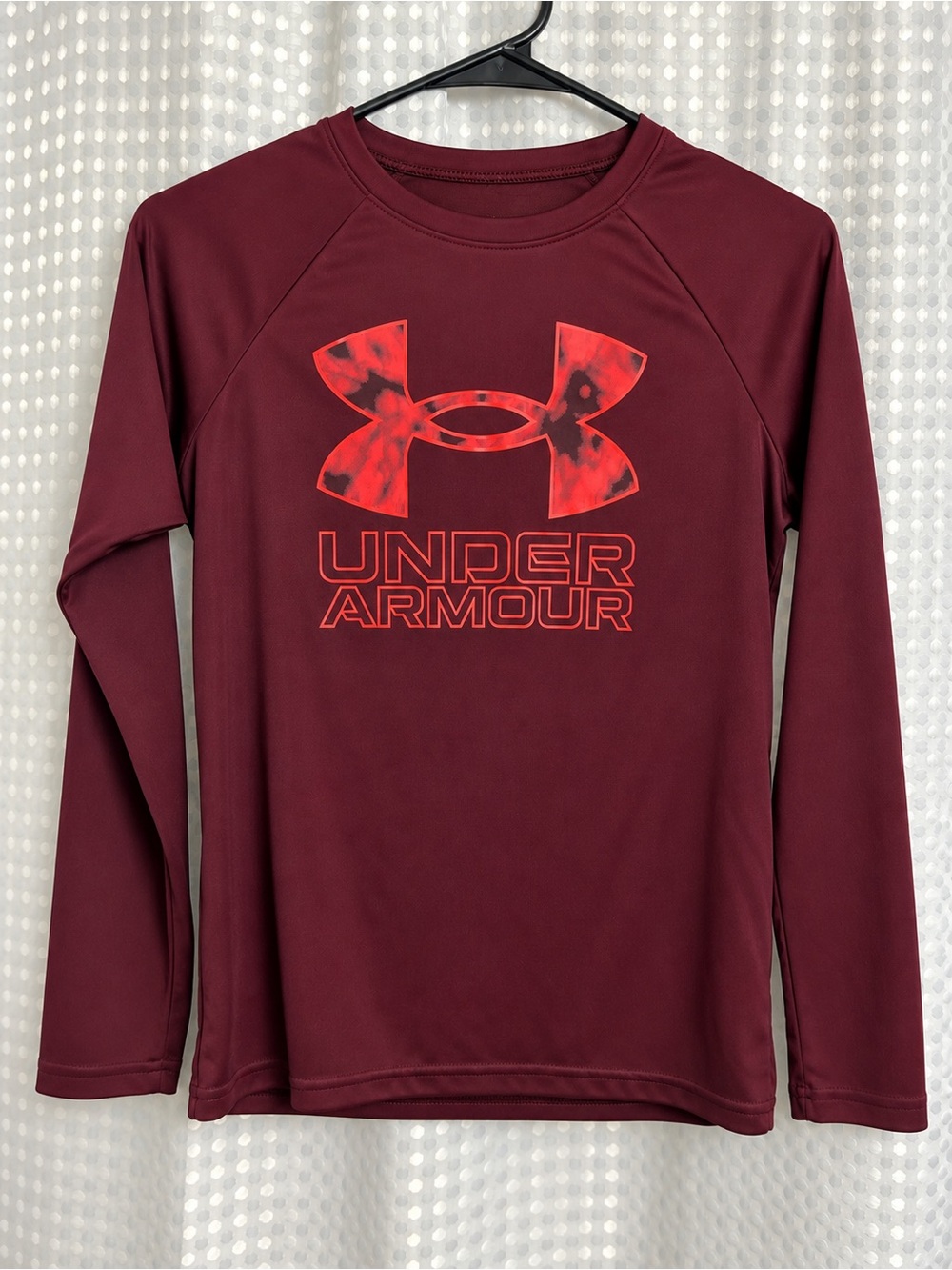 Under Armour Women's Long Sleeve Rashguard - Maroon with Red Logo